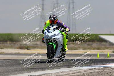 media/Aug-03-2025-TrackDaz (Sun) [[bf4a71acf9]]/C Group/1240pm (Wheelie Bump)/